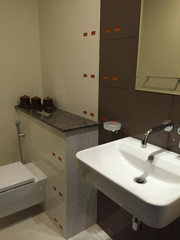 Apartment Espace Holiday Homes - Bay Square 12 *